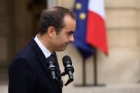 Sebelum Lengser, PM Prancis Ditugaskan Berunding untuk Akhiri Krisis