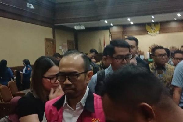 Eks Dirut Pertamina Patra Niaga Didakwa Rugikan Negara USD5,74 Juta dan Rp2,54 Triliun