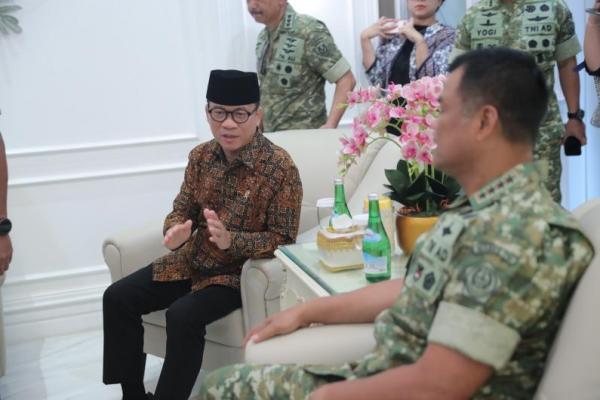 Mendes Optimis Kolaborasi dengan TNI Sukseskan Kopdes Merah Putih