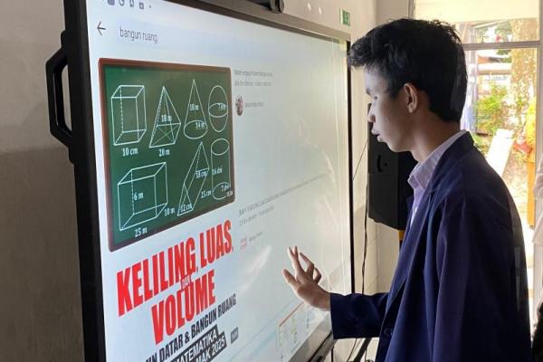 Siswa Disabilitas Netra Bersyukur Pembelajaran Ditunjang IFP