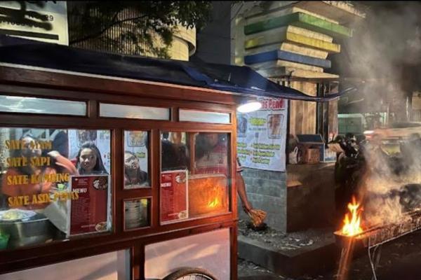 Top 3 Sate Asin Favorit Anak Muda Bandung