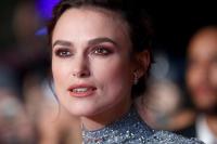 Keira Knightley Nyaris Gila Dikuntit Paparazzi di Awal Ketenarannya