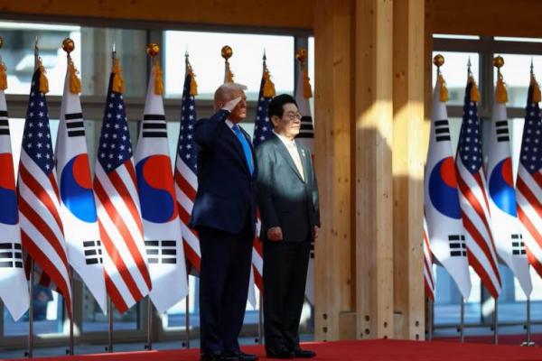 Trump Puji Kesepakatan Dagang dengan Korsel, Optimis dengan China