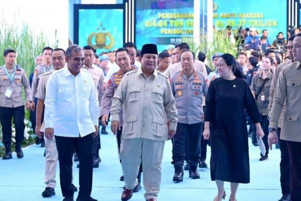 Ketua DPR RI Puan Maharani menghadiri acara pemusnahan barang bukti narkoba hasil sitaan Polri.