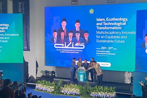 AICIS+ 2025 Wadahi Belasan Ilmuwan Internasional Bahas Ecoteologi