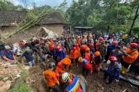 Kemensos Siapkan Santunan untuk Korban Longsor di Trenggalek