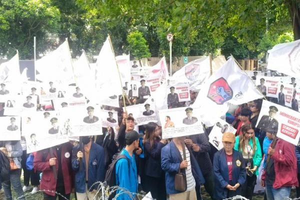  KOSMAK Desak KPK untuk Tidak Takut Periksa Jampidsus Kejagung 