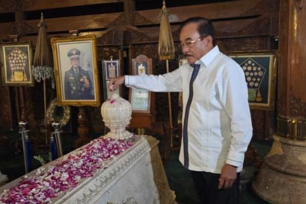 Pembangunan Merata Hingga ke Papua, Soeharto Layak Jadi Pahlawan Nasional