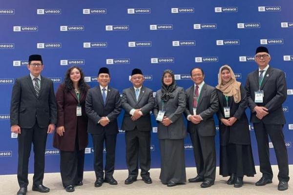 Kisah di Balik Pantun yang Bergema di Sidang Unesco 2025