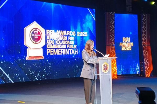 RRI Awards 2025, Menkomdigi Tekankan Komunikasi Publik yang Akurat