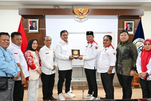 Wamentrans Ajak Apdesi Kolaborasi Berdayakan Desa Kawasan Transmigrasi