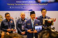 Menteri Sosial (Mensos) Saifullah Yusuf atau Gus Ipul memberi keterangan pers pengukuhan Pengurus Nasional Karang Taruna (PNKT) Masa Bakti 2025-2030 di Sutera Hall, Mall Alam Sutera, Kota Tangerang, Provinsi Banten, Sabtu (Foto: Kemensos)