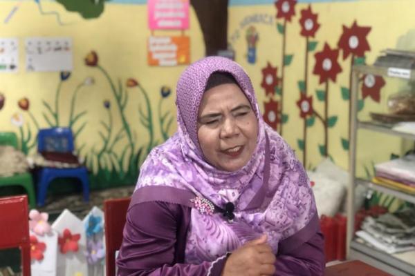Kisah Suwarni, Guru TK 52 Tahun Bisa Kuliah Berkat Program Kualifikasi S1 