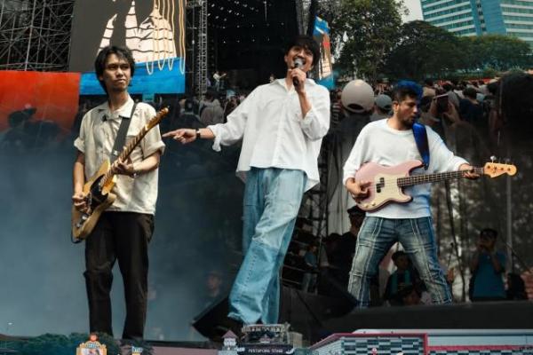 7 Lagu Wajib Hafal Sebelum Nonton Konser Sheila on 7