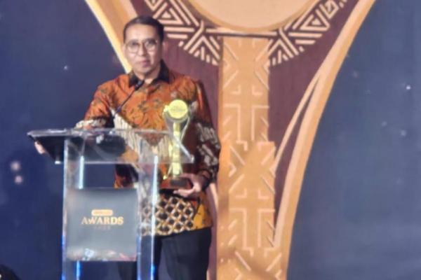 Diganjar Penghargaan, Menbud Tegaskan Komitmen Jaga Kekayaan Budaya