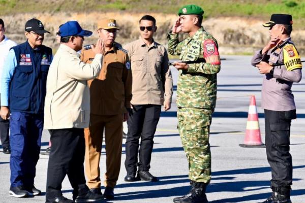 Mensos Dampingi Presiden Tinjau Lokasi Terdampak Banjir-Longsor di Sumatera