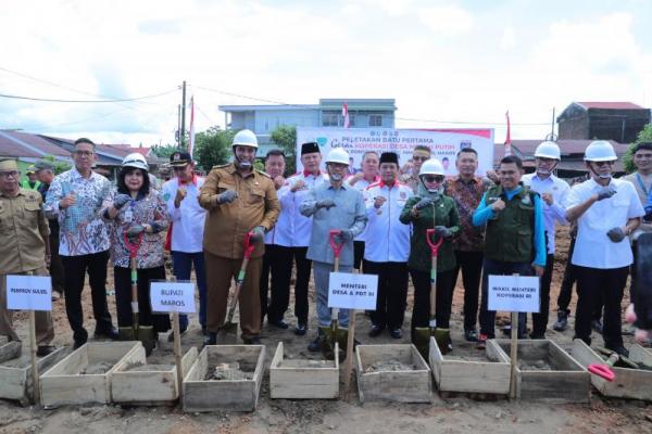 Mendes Groundbreaking Kopdes Merah Putih dan Tinjau SPPG di Maros