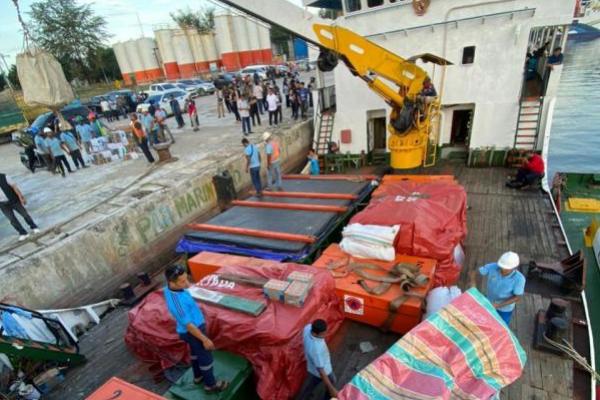 Bencana Banjir, KN Antares Kirim 80 Ton Bantuan Logistik ke Aceh