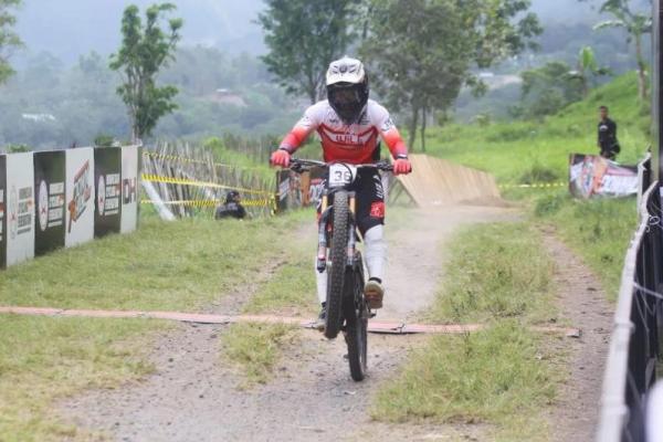 Rendy Varera Sumbang Medali Pertama untuk Indonesia di SEA Games 2025