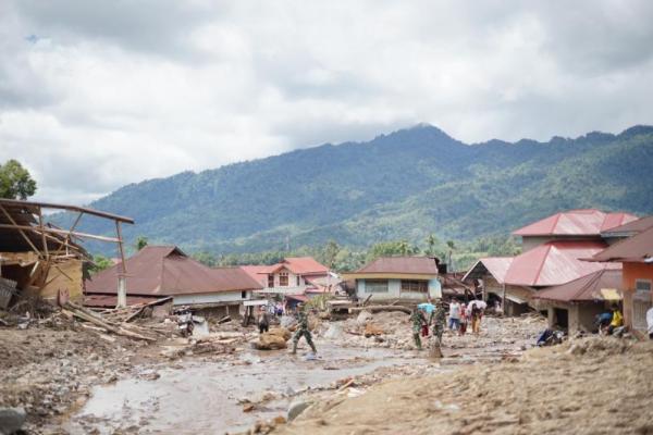 Kampus se-Sumbar Kompak Bantu Pemulihan Banjir dan Tanah Longsor