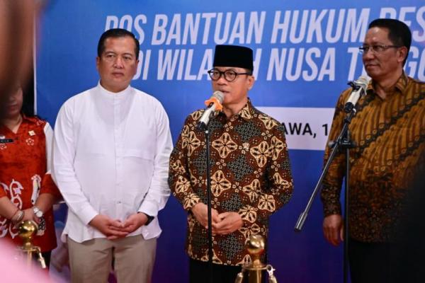 Mendes dan Menkum Resmikan Pos Bantuan Hukum Desa se-NTB