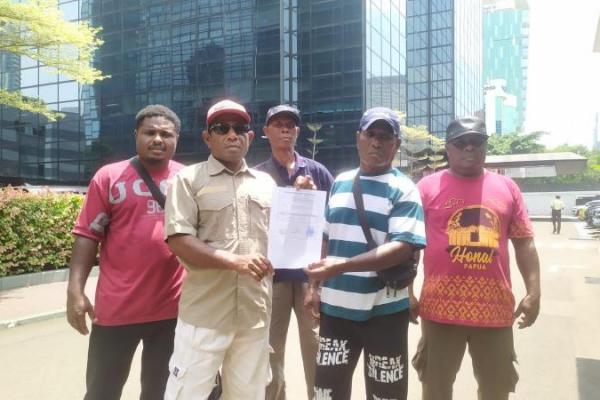 Pria Papua Ini Nekat ke Jakarta Demi Masa Depan Suku Kawei