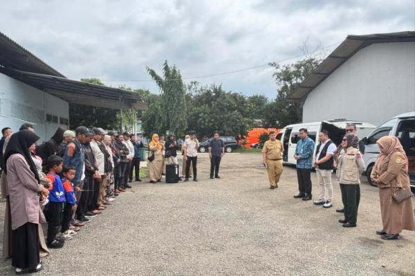 Kemenko PM Pulangkan 119 Warga Jateng-Banten Terdampak Bencana di Aceh