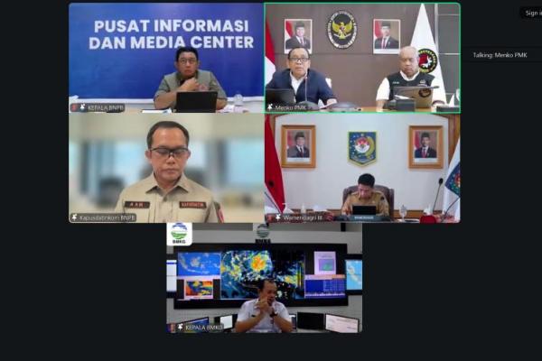 Menko PMK: Peralihan Tahun Kali Ini Sungguh Butuh Perhatian Ekstra