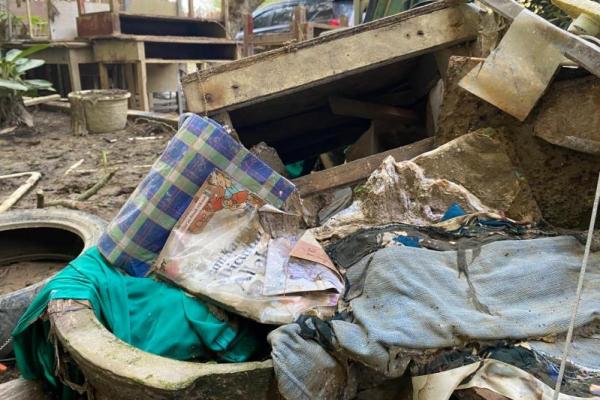 Syaiful, Banjir Tamiang, dan Buku yang Tinggal Kenangan