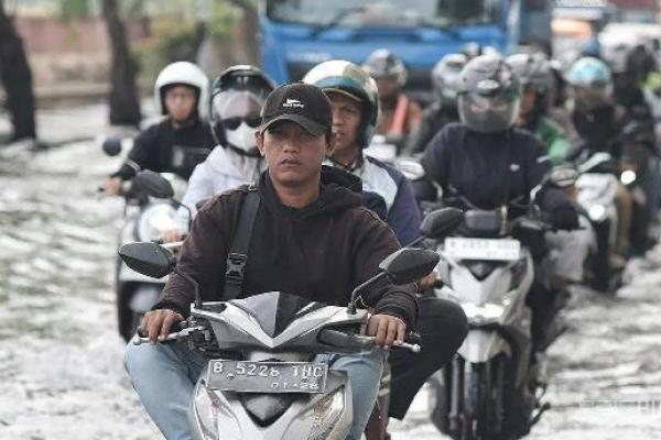 Pengaturan Lalu Lintas Diterapkan Akibat Banjir di Sejumlah Ruas Jakarta