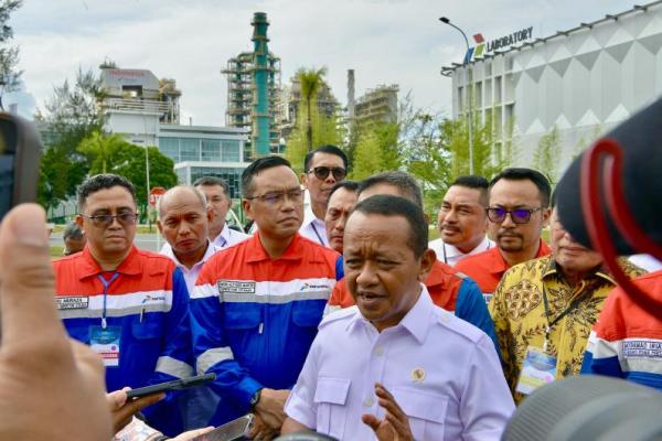 Bahlil Pede RDMP Balikpapan Pangkas Impor BBM Besar-besaran