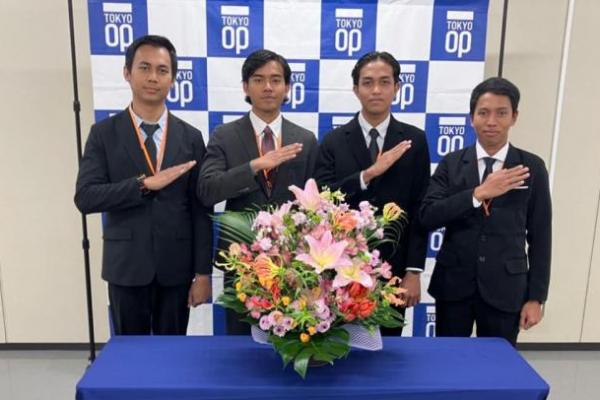 Empat Alumni API Banyuwangi Berhasil Kerja di Bandara Haneda Jepang