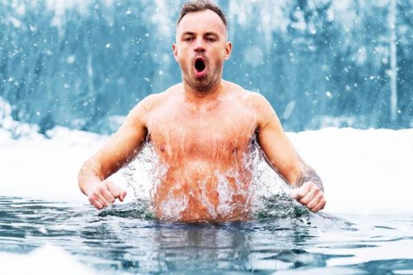 Penjelasan Sains soal Manfaat Atlet Terapi Air Dingin