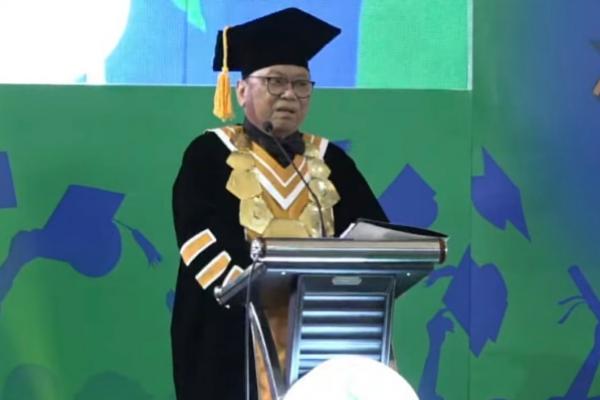Mahfud Hingga Rocky Gerung Hadiri Wisuda Kedua Universitas OSO