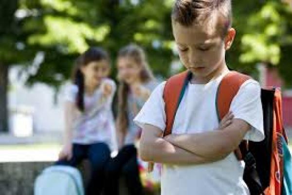 Orang Tua, Lakukan Ini Bila Anak Mengalami Bullying