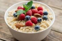 Ilustrasi - Konsumsi oat untuk menu sahur sehat sembari diet (Foto: Earth)