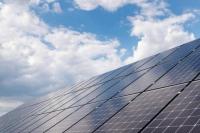 China Kembangkan Teknologi Bikin Panel Surya Lebih Awet