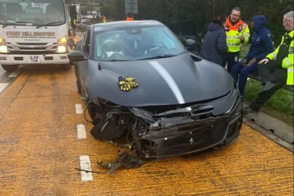 Kolo Muani Alami Kecelakaan Mobil, Thomas Frank: Dia Baik-Baik Saja