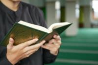 Mengapa Komunisme Mustahil Sejalan dengan Islam?