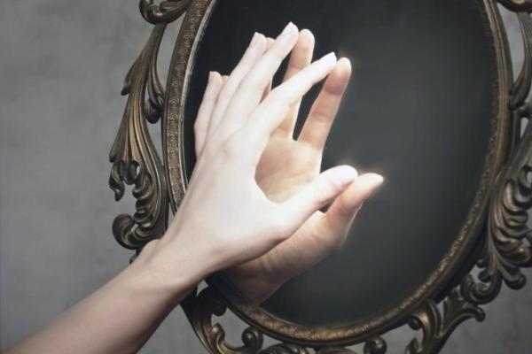 Masuk Kategori Gangguan Mental, Disosiasi Berbeda dari Melamun