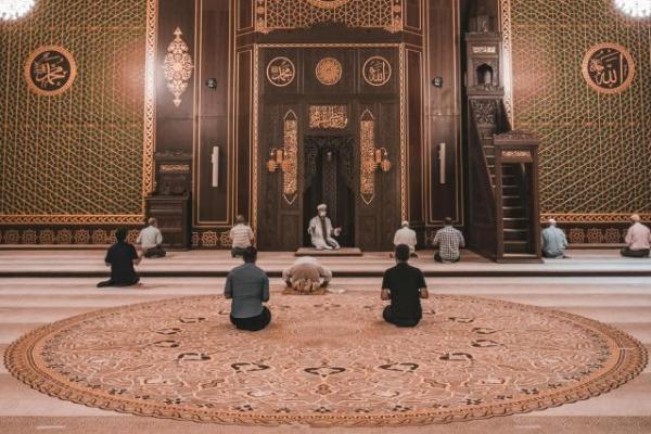 Tuntunan Al-Qur`an dan Sunnah Agar Doa Diijabah