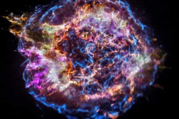 Astronom Pecahkan Teka-Teki Proses sebelum Bintang Meledak