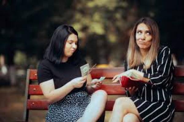 Paling nyebelin punya teman yang hobinya unik, yaitu berhutang tapi lupa bayar. Bagaimana kalau keberatan meminjamkannya?