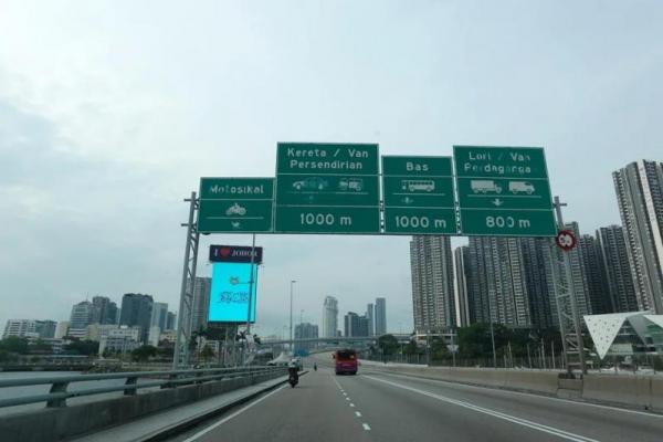 Puluhan Warga Singapura Tertipu SMS Palsu di Malaysia, Rugi Rp318 Juta