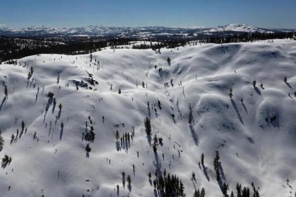 9 Pemain Ski Masih Hilang pasca Longsor Salju di California
