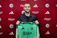 Kiper Ajax Amsterdam dan timnas Indonesia, Maarten Paes (Foto: ajax.nl)