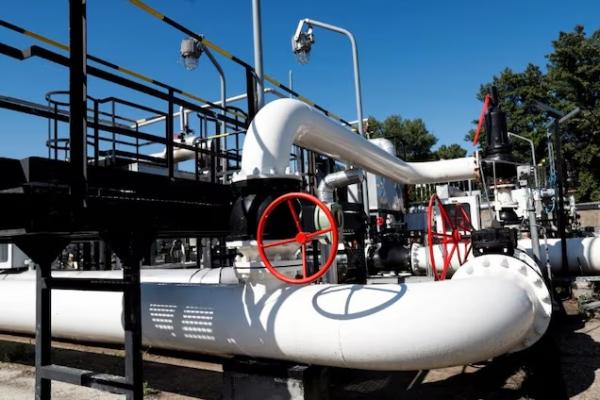 Ukraina Ledakkan Stasiun Minyak Rusia, Hungaria Meradang