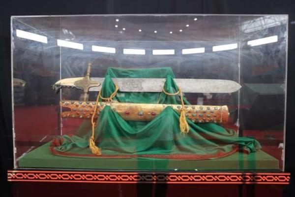 Artefak Nabi Muhammad Dipamerkan Gratis di Bogor, Ada Rambut hingga Sandal