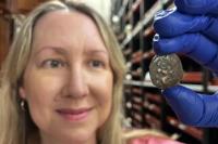 Koin Berusia 2.000 Tahun Ini Pernah Dipakai Bayar Ongkos Bus di Inggris