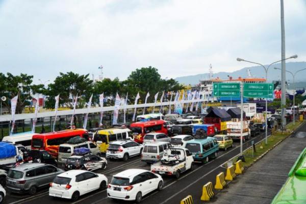 ASDP Pastikan Arus Kendaraan Menuju Gilimanuk Tetap Bergerak